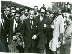 Necip Fazıl Kısakürek vefatının 32. yılında rahmetle anılıyor