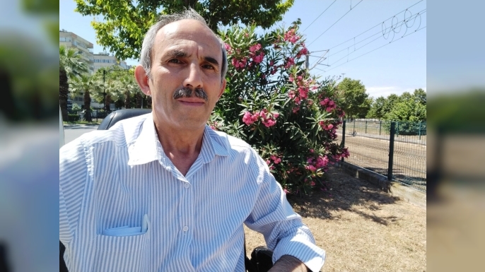 Ahmet Günay Kimdir?