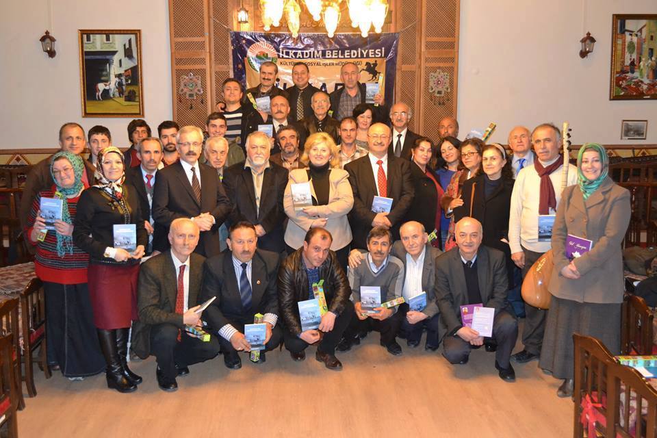 İLKADIM ŞİİR AKŞAMLARINDA ANLAMLI MESAJ