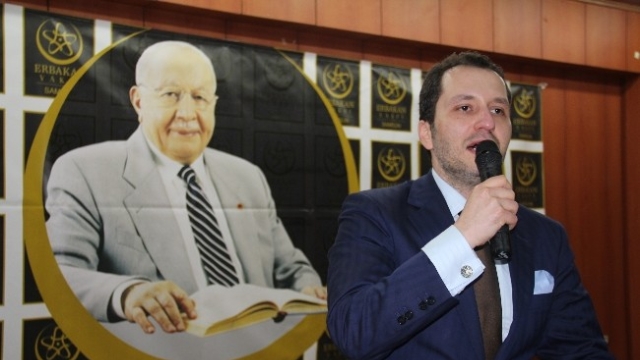 FATİH ERBAKAN SAMSUNDA KONFERANS VERDİ