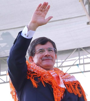 DAVUTOĞLU :BİRBİRİMİZE GÖNLÜMÜZÜ AÇALIM