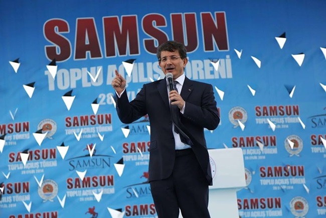 SAMSUN'A GELEN DAVUTOĞLU TOPLU AÇILIŞ GERÇEKLEŞTİRDİ