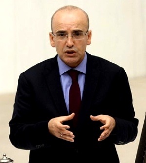 Maliye Bakanı 'Memurları ezdirmeyeceğiz'