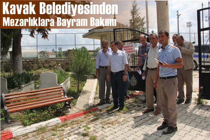 Kavak'ta mezarlıklara bayram öncesi bakım yapıldı