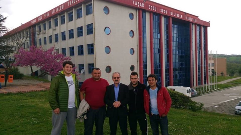 Ahmet Seven Yaşar Doğu Spor Bilimleri Fakültesini ziyaret etti