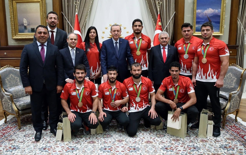 Rio'da madalya kazanan sporcular Külliye'de