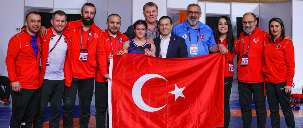 Elvira Kamaloğlu Avrupa Şampiyonu oldu
