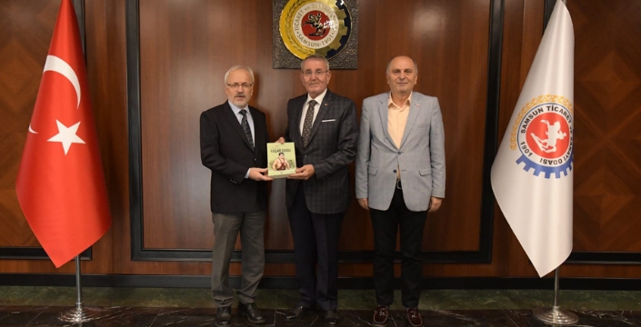Samsun TSO Başkanı Zeki Murzioğlu’na Yaşar Doğu kitabı
