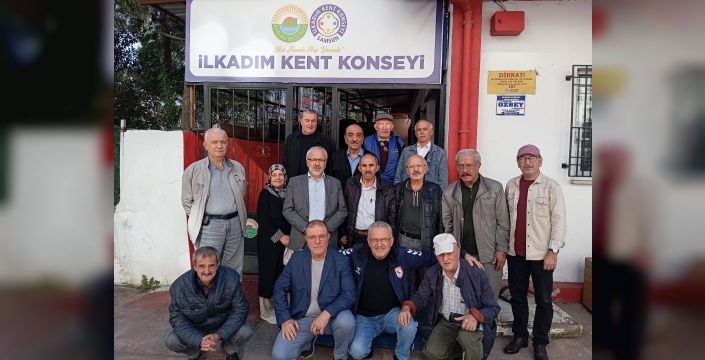 İlkadım 'Cumartesi Edebiyat Sohbetleri' Sanatseverleri Bir Araya Getirdi