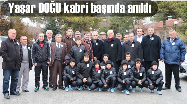 Yaşar Doğu vefatının 55. yıldönümünde kabri başında anıldı